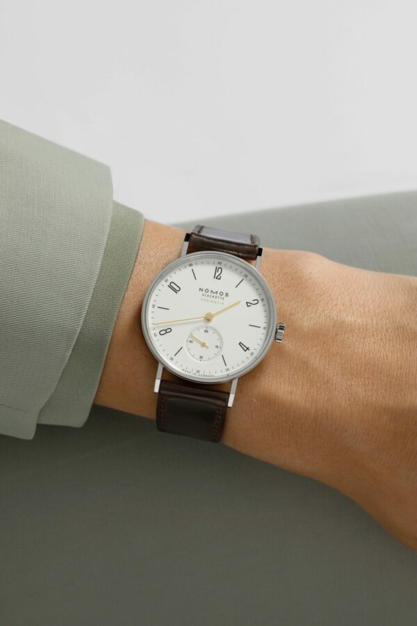 NOMOS | Tangente neomatik doré – Bild 3